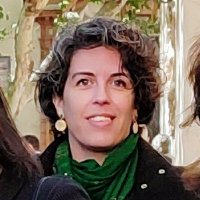 Paula M. Esquivias