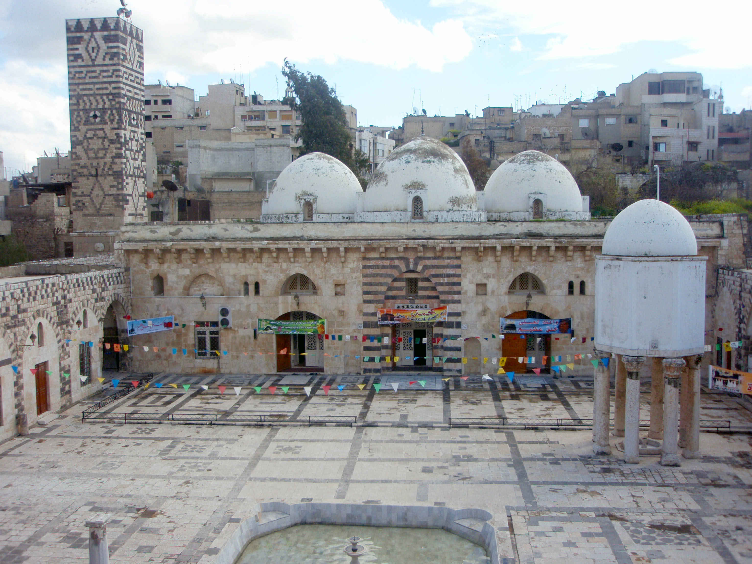 The Great Upper Mosque in Hama, Syria. By: Salam Jijakli, 2010.